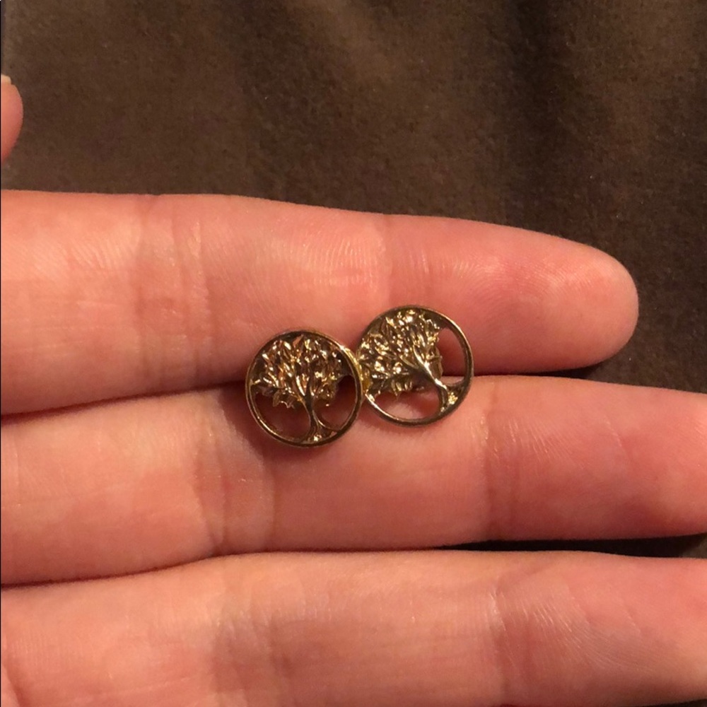 Gold tree stud earrings